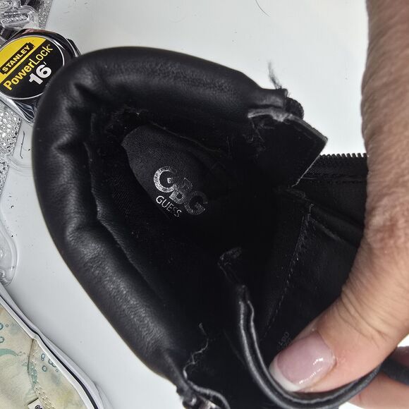 Guess Jaydyn Boots 8.5M Black Faux Leather Lug Sole Combat Goth Grunge Vampire - Picture 13 of 16